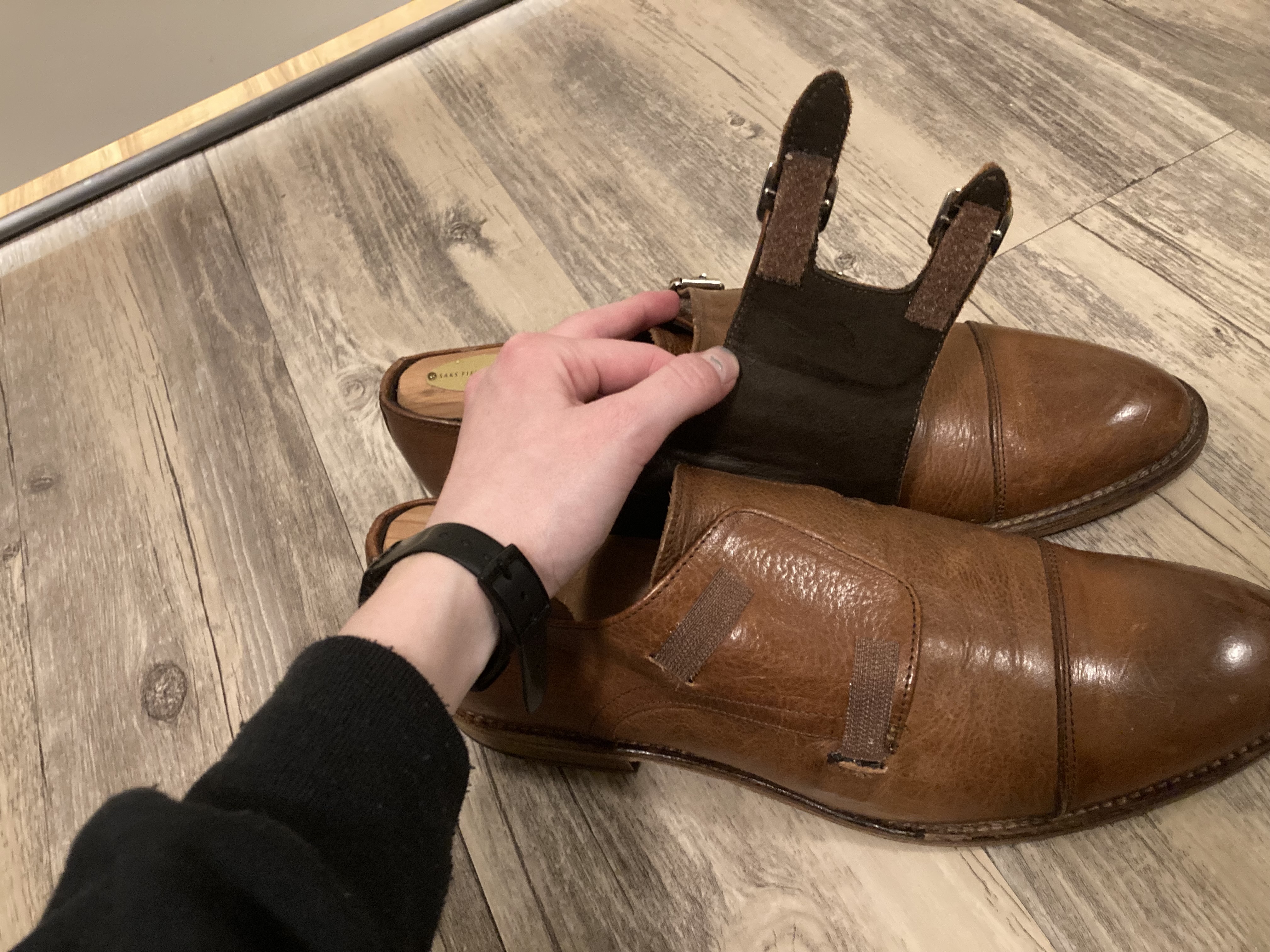 monk strap 3